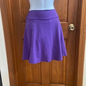 Dons Jo skort. Violet. Size M